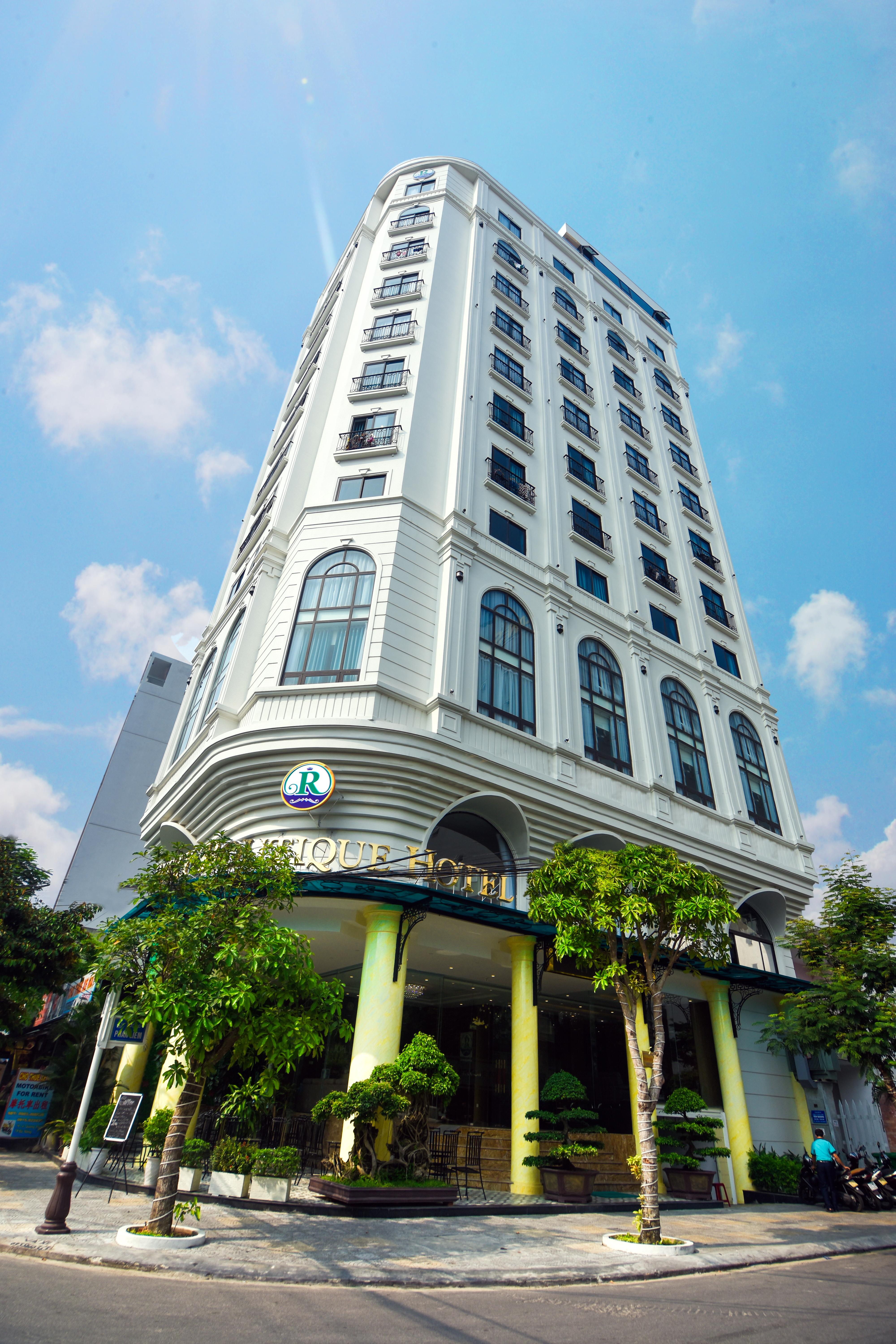 Ritzy Boutique Hotel Da Nang Beach Екстериор снимка