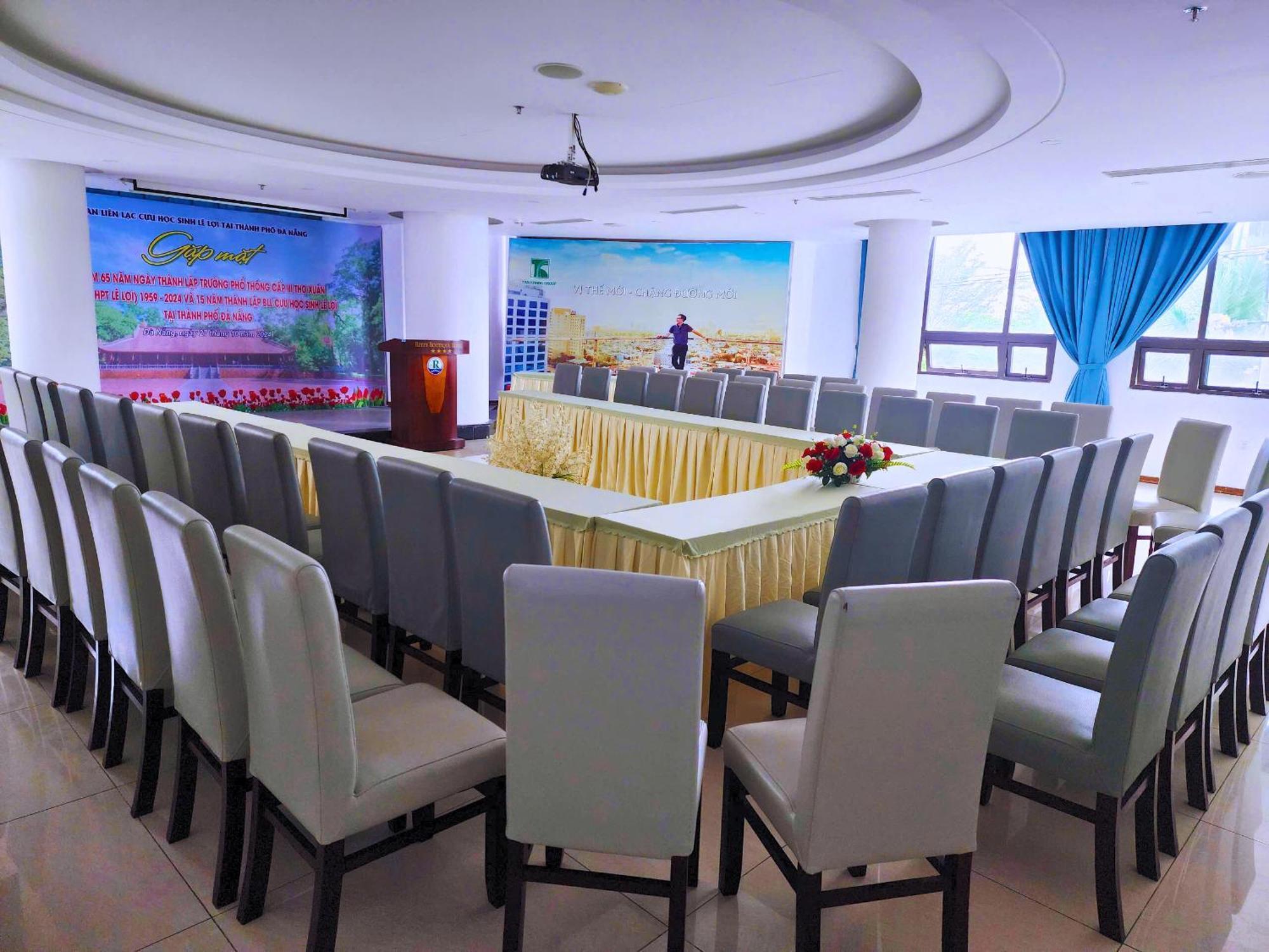 Ritzy Boutique Hotel Da Nang Beach Екстериор снимка