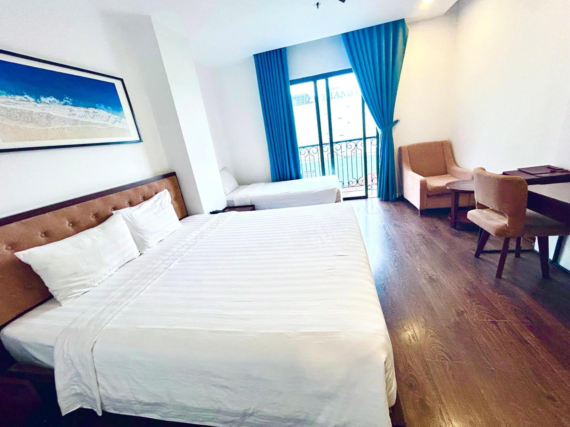 Ritzy Boutique Hotel Da Nang Beach Екстериор снимка