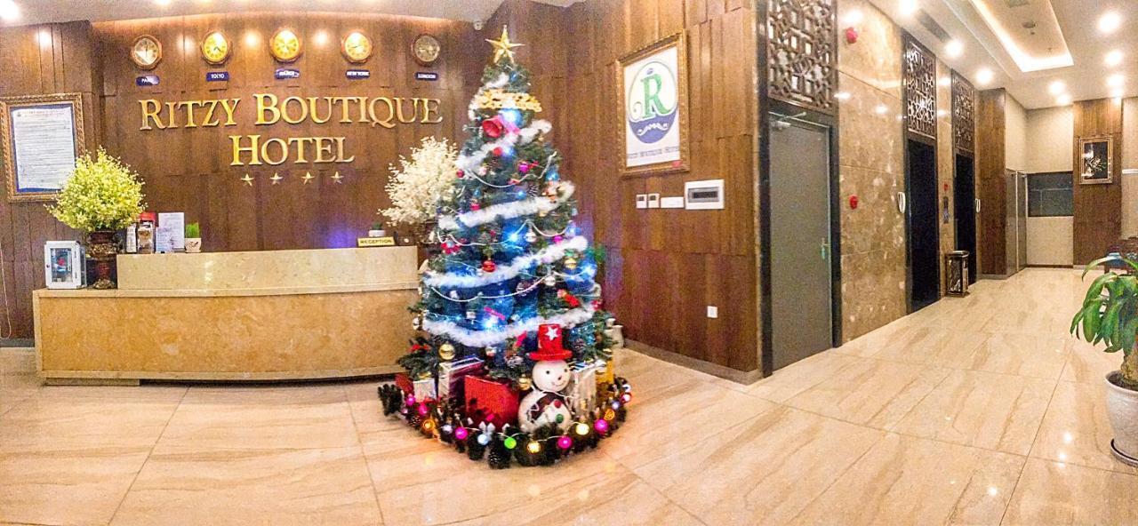 Ritzy Boutique Hotel Da Nang Beach Екстериор снимка